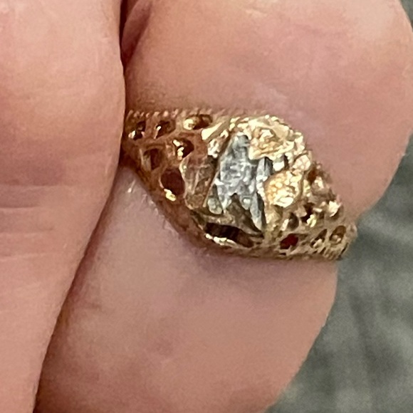 14K Baby Ring Initial “K” - Picture 6 of 6